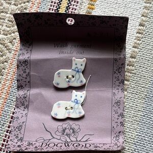 Dogwood Cat Shaped Buttons